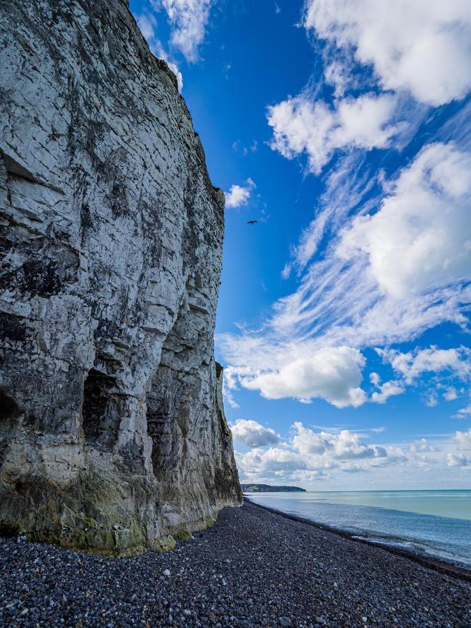 Le Confort Normand: Quayside Comfort with Netflix & Free Parking Dieppe Exterior photo